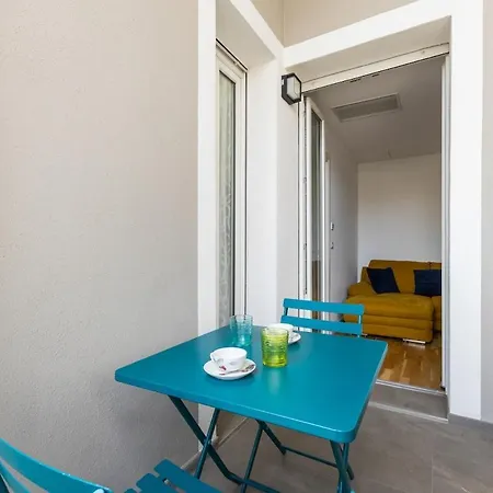 Elegante Apt, Ac, 10 Min To Duomo, M1 Turro * Милан