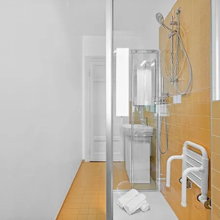 -gorgeous 3bedroom- Penthouse Near Duomo Keyhost * Milão