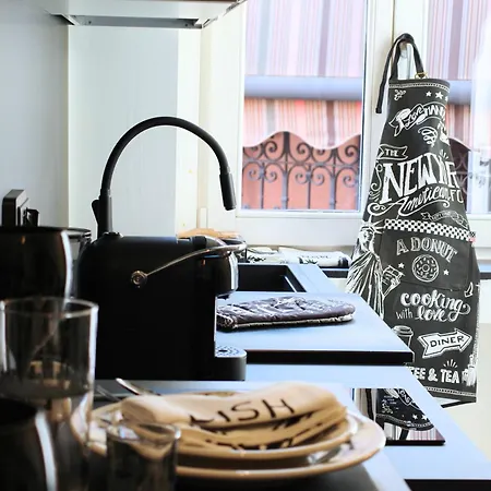 Apartamento Centro Duomo, Loft Con Terrazzo, Ac, Wifi, Subway