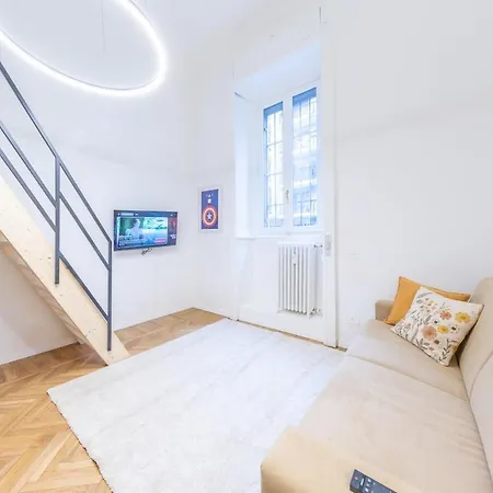 Apartamento Bright 1bedroom With Workstation Milão