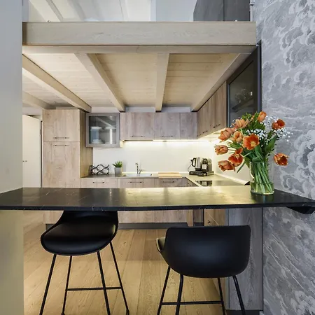 아파트 The Ethereal Loft - Cinque Giornate