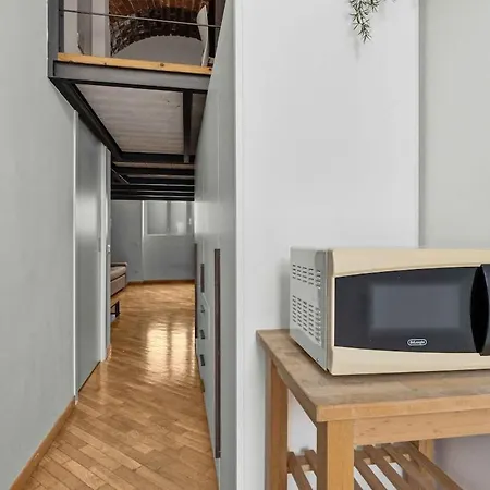 Elegant Loft Con Giardino In Citta - Scooter Park Milánó