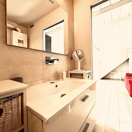 Loft Near The Vertical Forest Appartement *