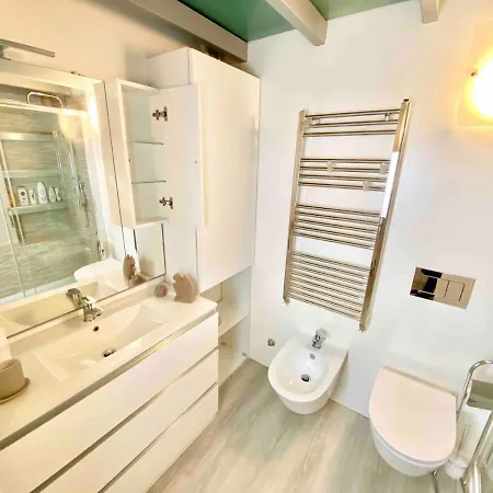 Appartamento Loft In The Center - Metro - 12 Beds Milano