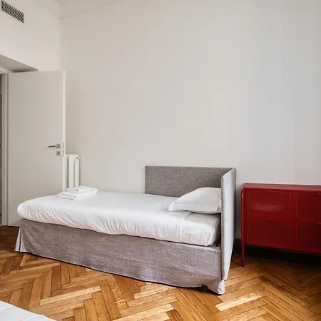 Just Urban - Elegant 2-br Flat In The Center - Porta Romana M3 Appartement *
