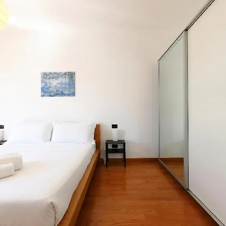 Lägenhet M4 Linate Modern Flat Terrace & Parking *