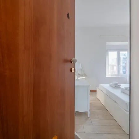 I-host - Stylish 1br Near Duomo & Navigli