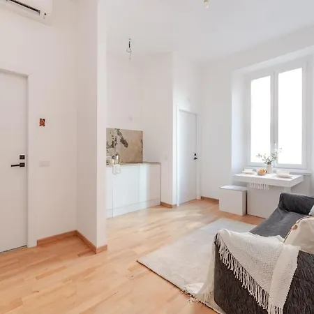 Two-bedroom Arco Flat With Free Parking Milaan