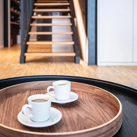 Luxury House In Carlo De Angeli 115 Mq Milano