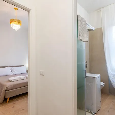 At 30 Viale Famagosta Apartman Milánó