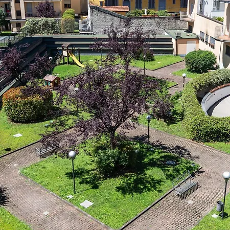 Salasco 40 - Trilocale In Porta Romana Con Garage Milánó