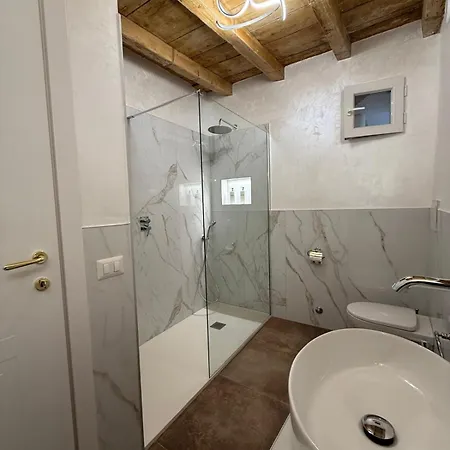 Апартаменты Exclusive In The Heart Of Милан
