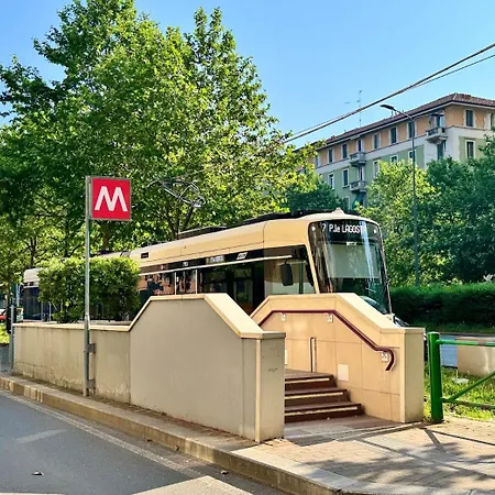 Casa Di Leon Bicocca Garage Privato E Metro M5 *