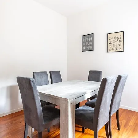 Station-duomo - 2 Bedrooms & 2 Terrace شقة ميلان