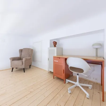 Bright 1bedroom With Workstation *
