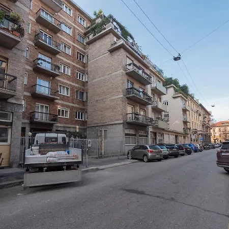 Xenia - 3 At Via Vincenzo Vela 14 Milaan