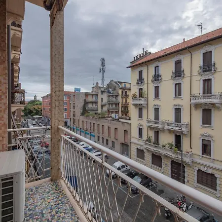 Xenia - 3 In Via Lepontina 9
