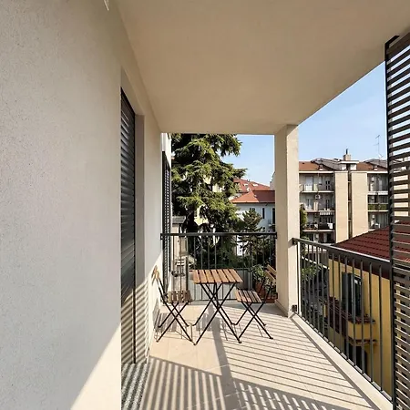 New Modern Flat 10 Min Duomo In A Quiet Area Apartamento *