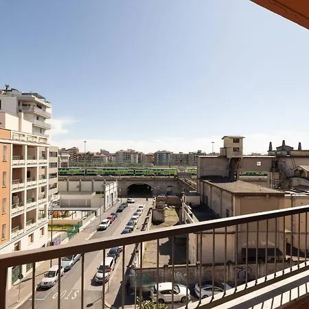 Διαμέρισμα Large Duplex With Private Terrace Gluck *