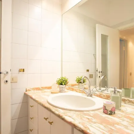 Elegant With Walk-in Closet - Long *