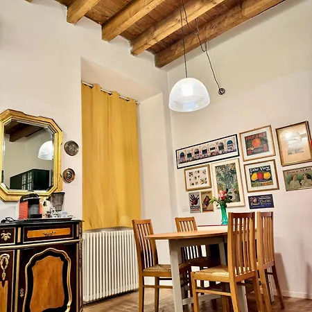 Appartement Duomo 10 Min Metro Vintage Italian Milan