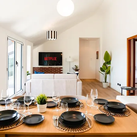 Luminoso Stazione M2 M3 Apartamento *