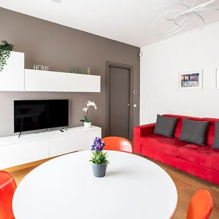 Red Elegance - Porta Venezia *