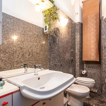 Appartamento Two-room Flat In Near The Duomo Milano