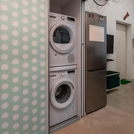 Apartamento Max 6 Guests - Chill House - 3 Stops Duomo M3 Milão