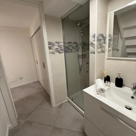 Appartamento Comfort Loft 3br 3ba&fast Wi-fi 15 Minutes To Duomo Milano
