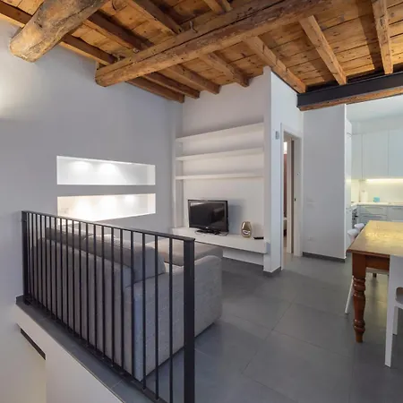 Bilocale Su 2 Livelli - Ripa Di Porta Ticinese 아파트 밀라노