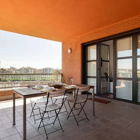 Large Duplex With Private Terrace Gluck *