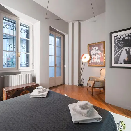 Intrho- Correnti Luxury Appartamento
