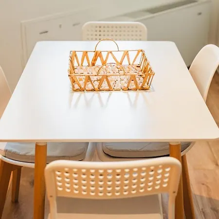 Elegant Designer In The Navigli District Apartamento