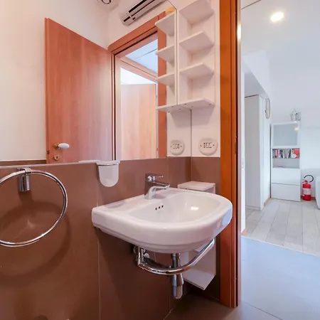 Διαμέρισμα I-host - Stylish 1br Near Duomo & Navigli Μιλάνο