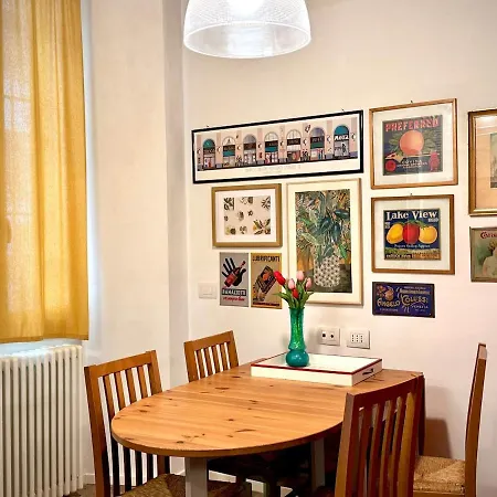 Appartement Duomo 10 Min Metro Vintage Italian Milan
