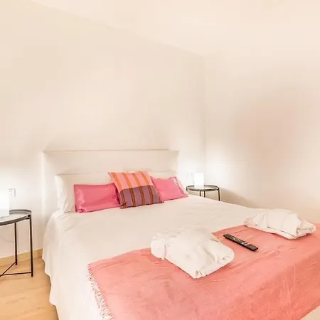 7guest Duomo5min Walk-private Cinema Popcorn-castle 6min- Air Cond Apartamento