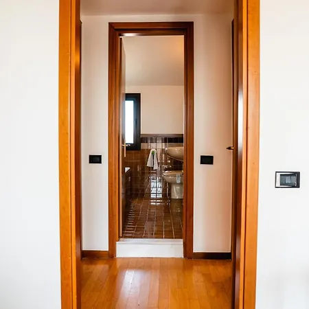 Apartamento Luminoso Stazione M2 M3 *