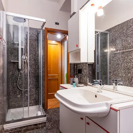 Appartamento Two-room Flat In Near The Duomo *