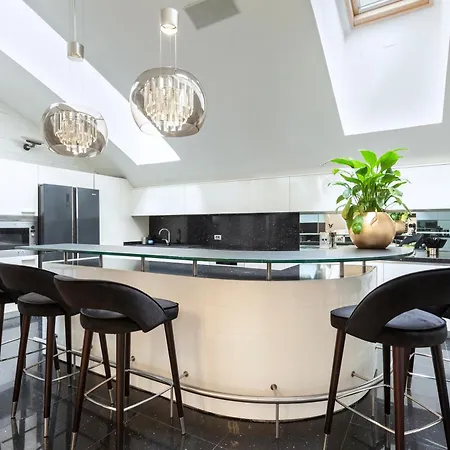 Appartement Pool & Billiard - Luxury Loft Di 400mq Con Cinema *