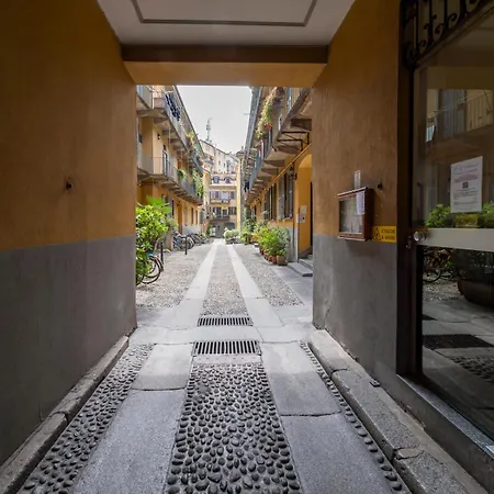 Bilocale Su 2 Livelli - Ripa Di Porta Ticinese Διαμέρισμα *