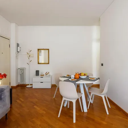 Mussi, 10 - Between Citylife And Sempione Appartement Milan