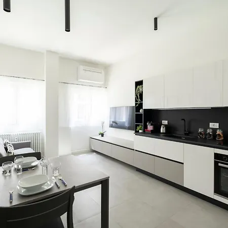 Guesthost - Comfy Near Cenisio Mm5 * ميلان
