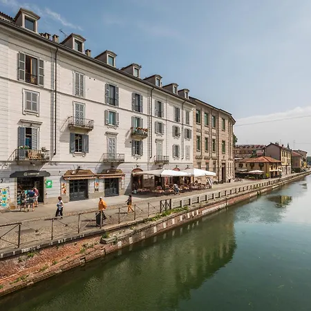 Elegant Navigli View Loft *