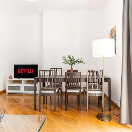 Duomo 15 Min Walk - Historic Center - 2 Bedrooms With Terrace Apartman *