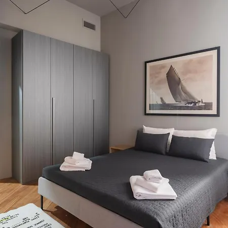Appartamento Intrho- Correnti Luxury *