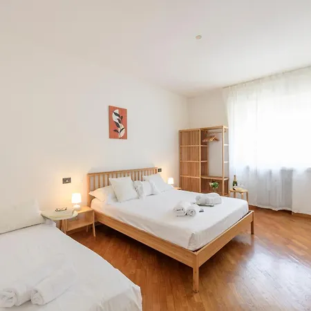Appartement Mussi, 10 - Between Citylife And Sempione Milan