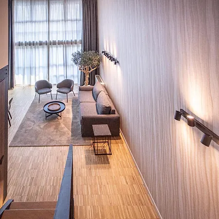 Luxury House In Carlo De Angeli 115 Mq