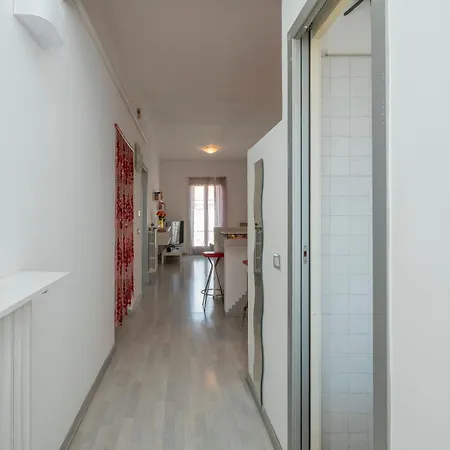 Homelovers Spacious Flat B Aires District Mm1 * Milão