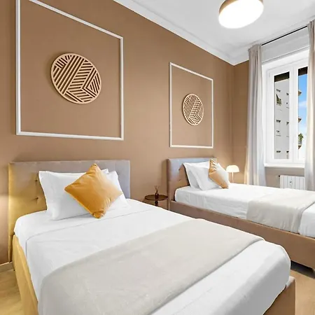 Apartamento -gorgeous 3bedroom- Penthouse Near Duomo Keyhost Milão